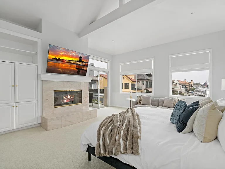 3972 Humboldt Dr — Photo 44
