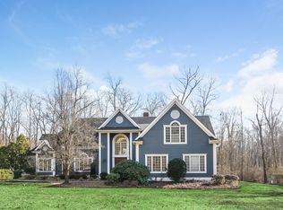 929 New Norwalk Rd, New Canaan, CT 06840