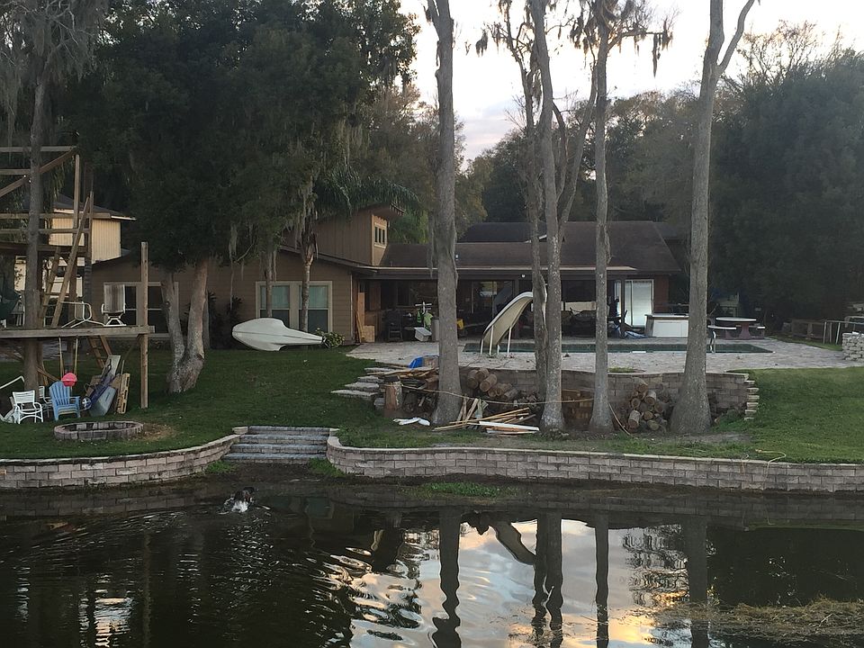 2nd image of 1126 Lake Point Dr