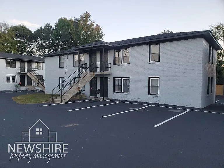 Hampton Avenue Apartments Comfortable Greenville Living Close to Everything — Photo 35
