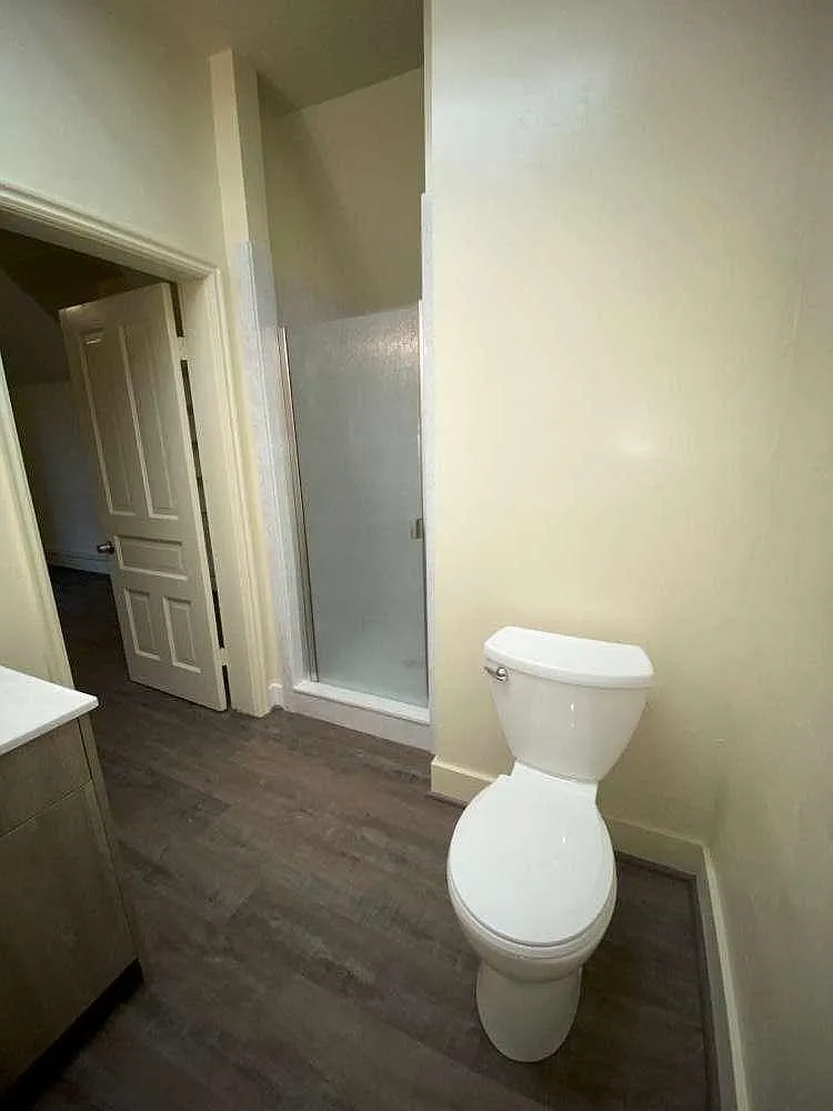 1 bed, 450 sqft, $950 — Photo 4