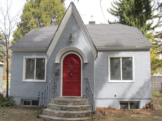 1st image of 185 E 15th St