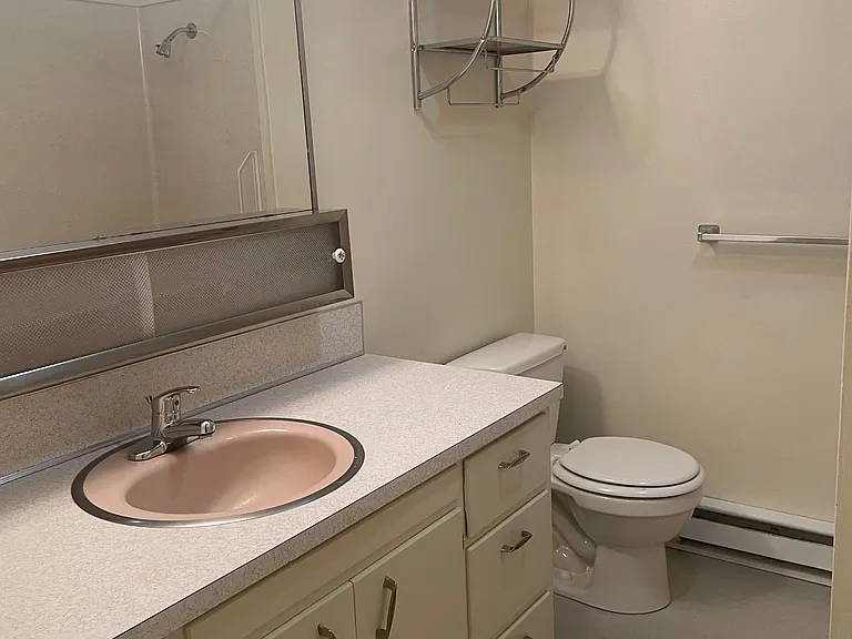 2375 Adams St — Photo 10
