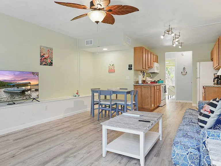 199 Tyler Ave #18 — Photo 10