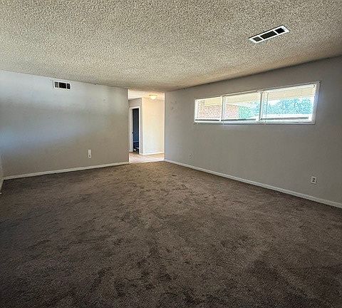 2nd image of 4010 39th St