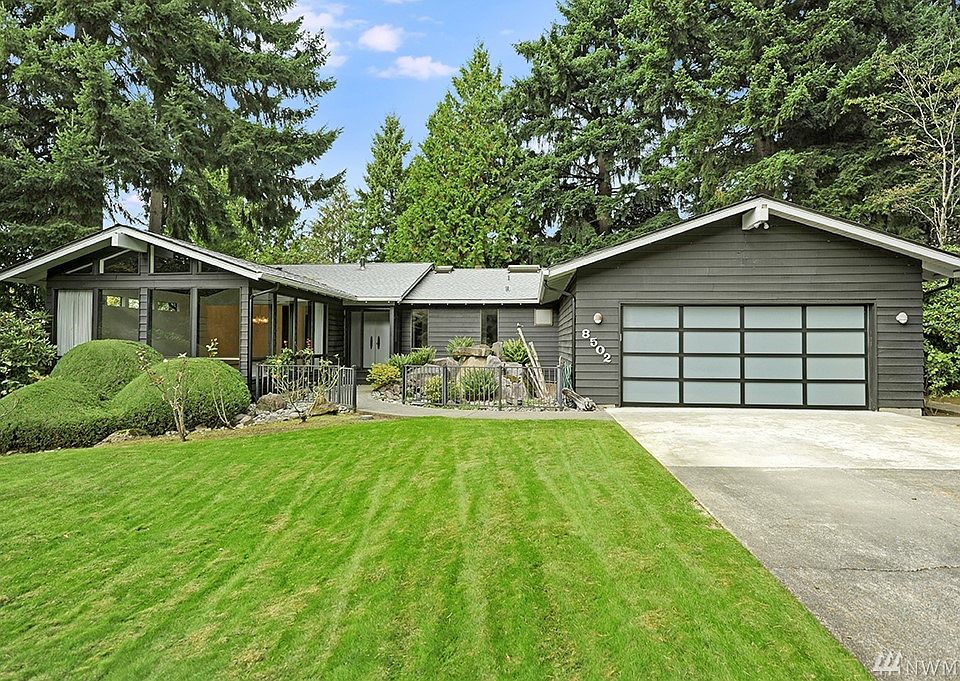1st image of 8502 SE 78th St