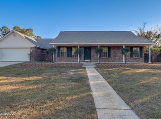 21811 Oak Terrace Dr, Gulfport, MS 39503
