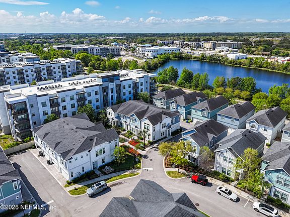 4th image of 7441 BEACH WALK Place