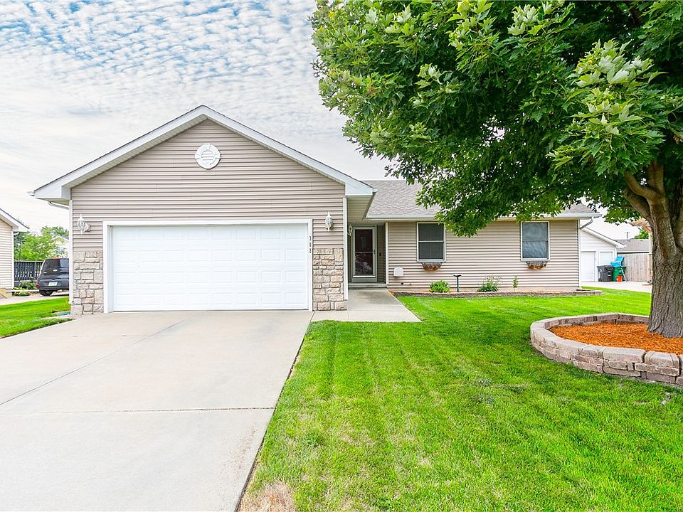 302 NE Trent Ave, Elkhart, IA 50073 Zillow