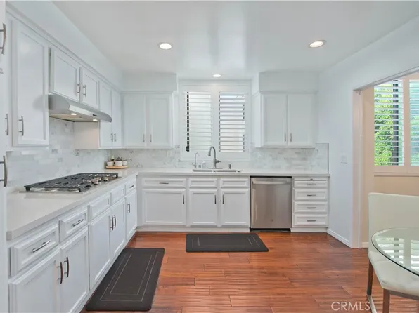 14521 Benefit St Unit 207, Sherman Oaks, CA 91403