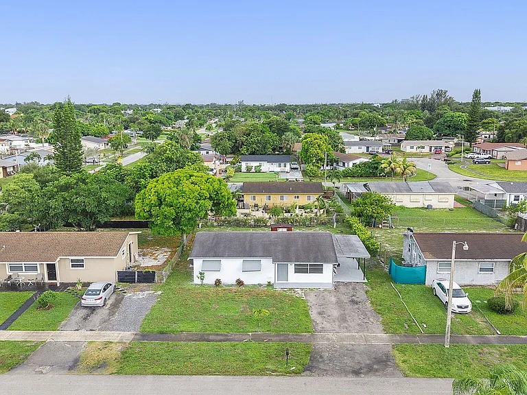 316 NW 6th Ct — Photo 14