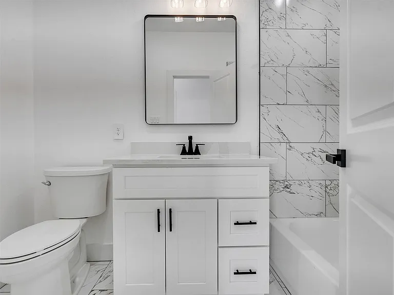 4421 Reed Rd #A AND B — Photo 26