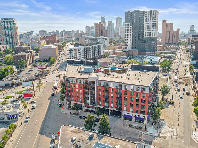 Red 20 Apartments — Photo 37
