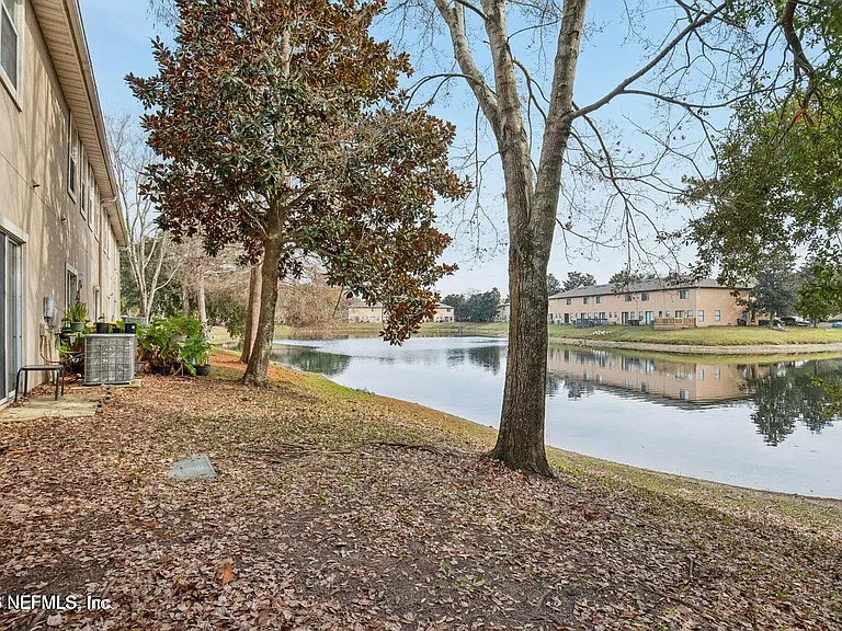 7818 Melvin Rd — Photo 17