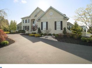 2028 Silverwood Dr, Newtown, PA 18940