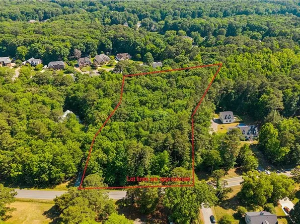 500 Railway Rd, Yorktown, VA 23692