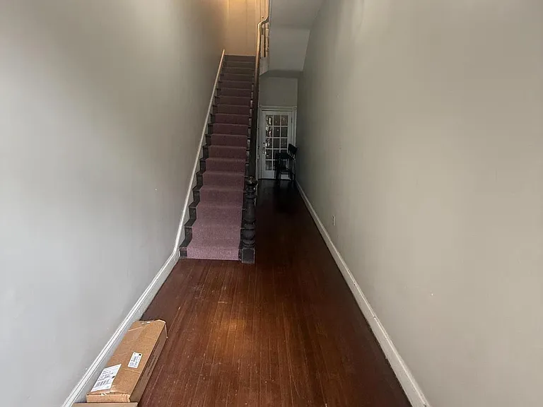 221 S Market St #2 — Photo 4