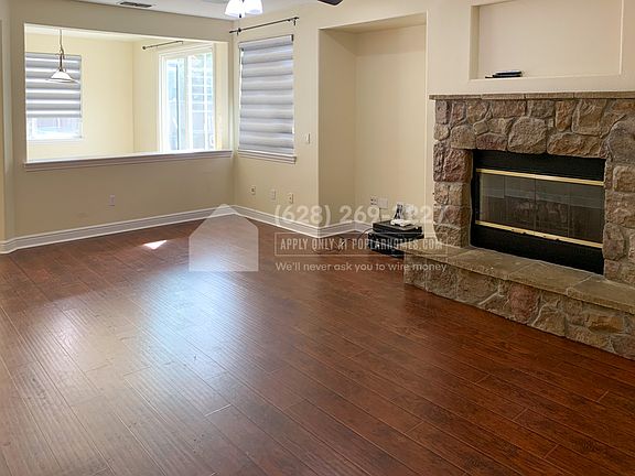 5th image of 2734 Macon Dr