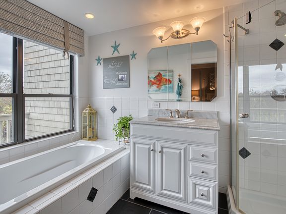 5th image of 21 S Fulton Dr #12
