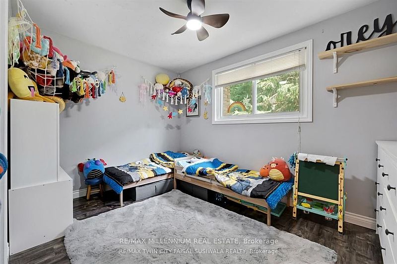 Kitchener House for rent - 4 Bedrooms — photo 15