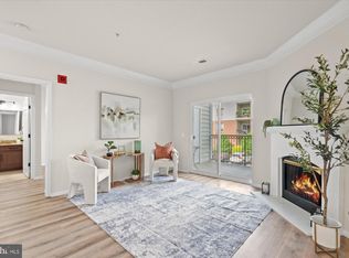 1571 Spring Gate Dr UNIT 6213, Mc Lean, VA 22102