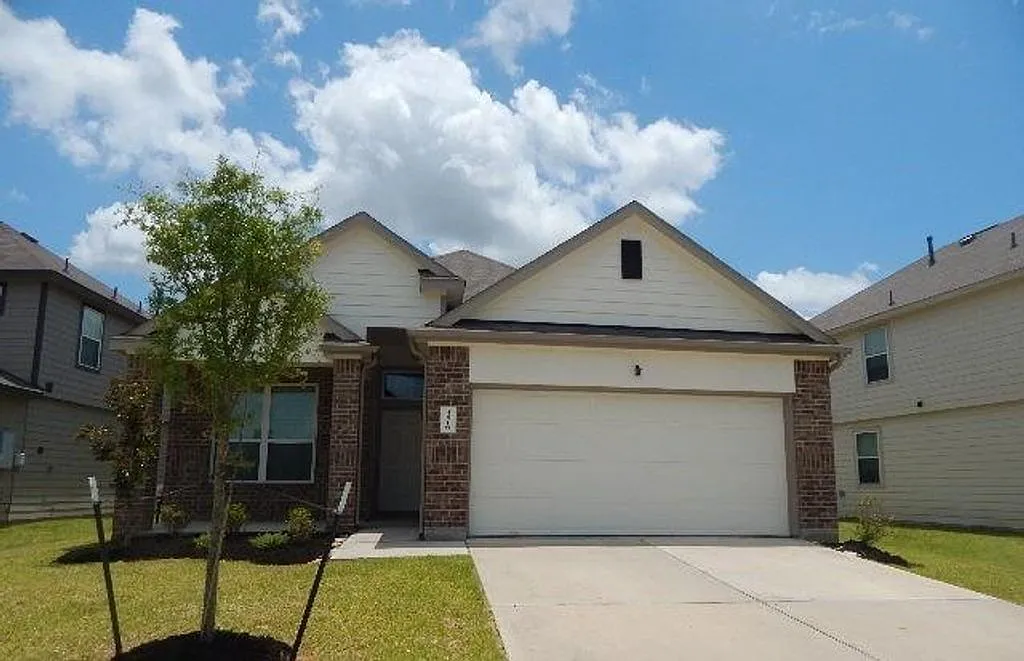 3 bed, 1573 sqft, $1,795 — Photo 1