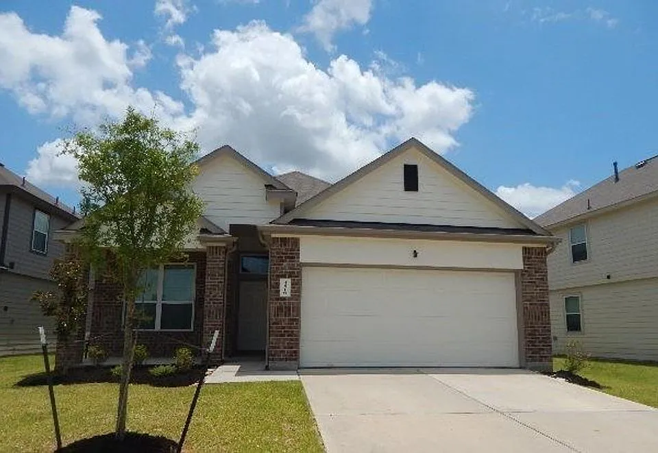 4516 Danielle Gardens Ln