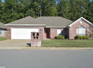 222 Autumnwood Dr, Benton, AR 72015