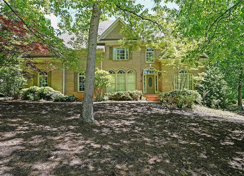 1st image of 454 Pegamore Creek Dr