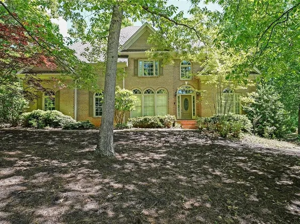 454 Pegamore Creek Dr, Powder Springs, GA 30127