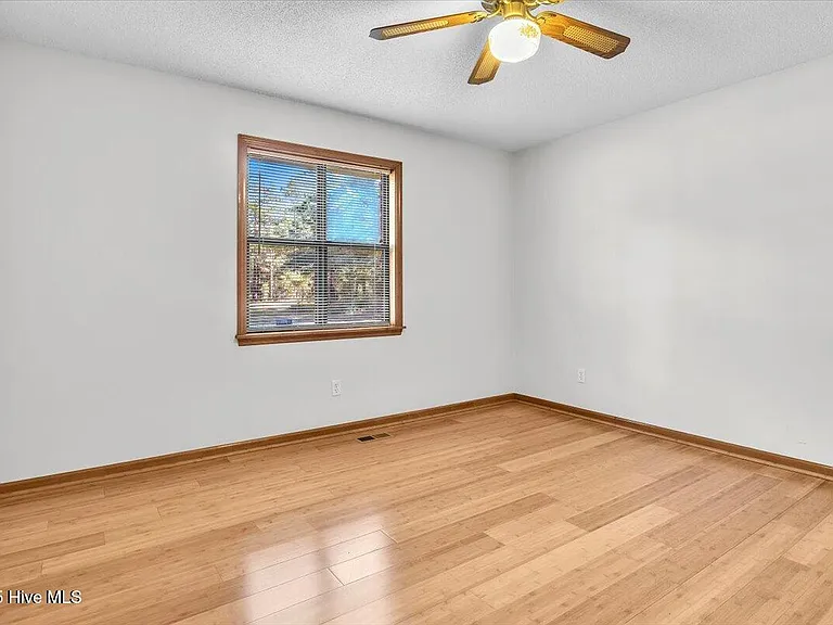 7071 Old Oak Rd NW — Photo 57