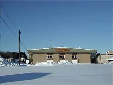 3rd image of 1742 W Us Highway 10