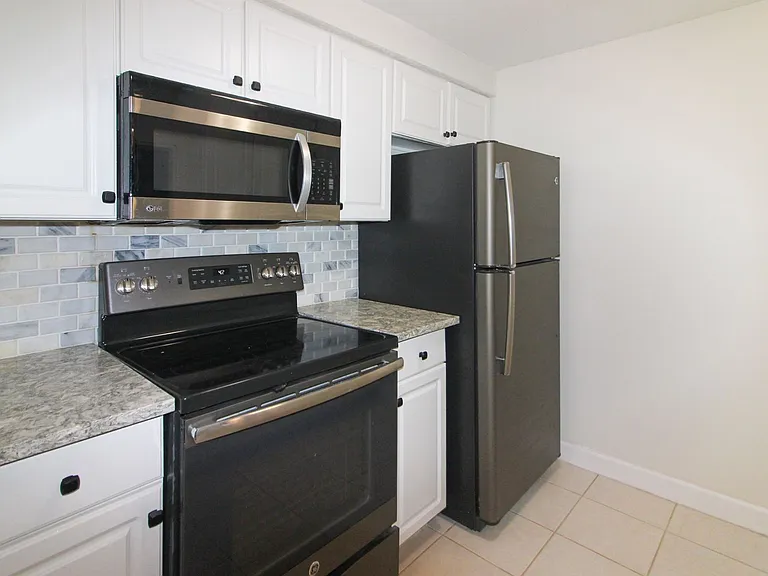 401 Circlewood Dr #I-7 — Photo 5