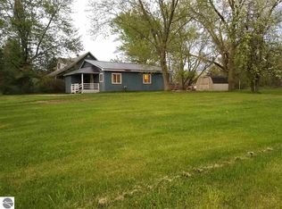 904 Hampton St, Alma, MI 48801