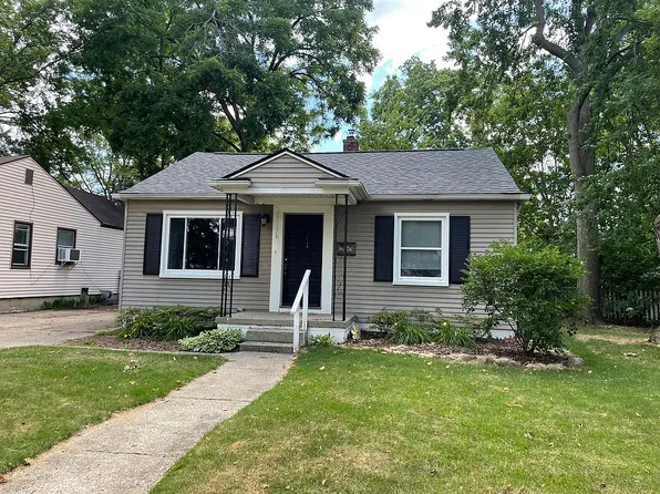 22476 Violet St, Farmington, MI 48336