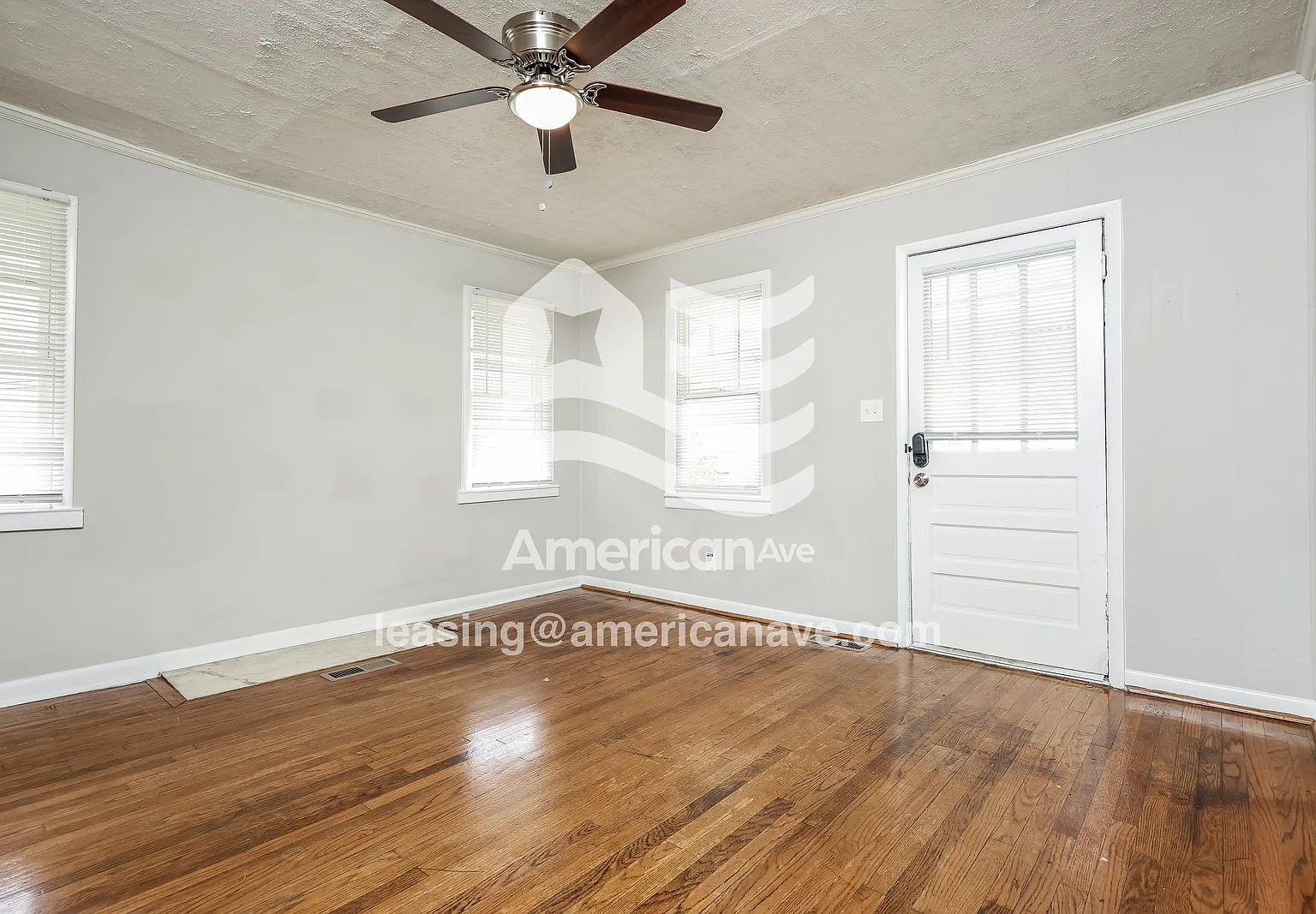 3 bed, 1.0 bath, 1289 sqft, $1,535 — Photo 4