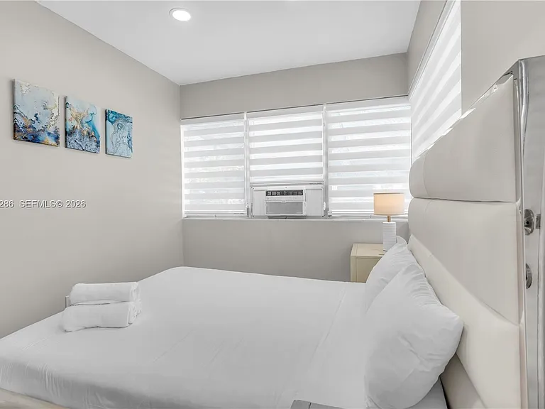 10006 E Bay Harbor Dr #15 — Photo 7