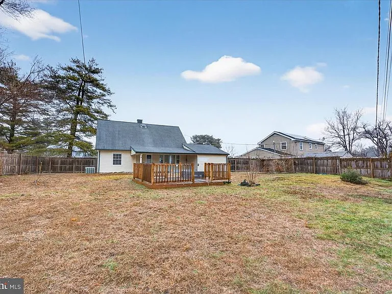 6 Sherwood Ln — Photo 15