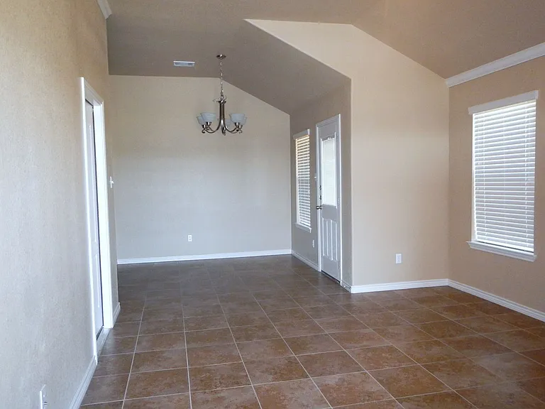 4700A Passion Flower Blvd — Photo 2
