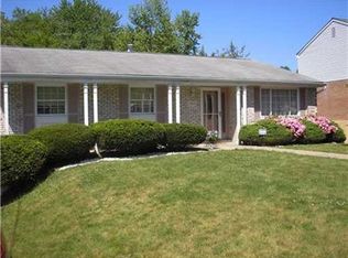 1085 Fiddleback Dr, Mc Kees Rocks, PA 15136