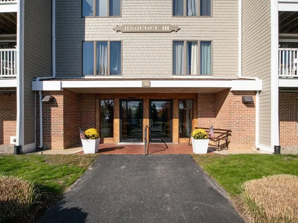 36 Old Colony Way APT 21, Orleans, MA 02653