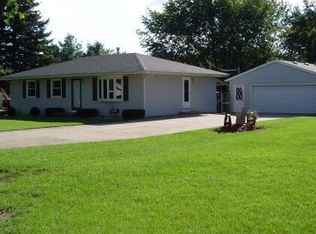 2300 Skyline Dr, Beloit, WI 53511