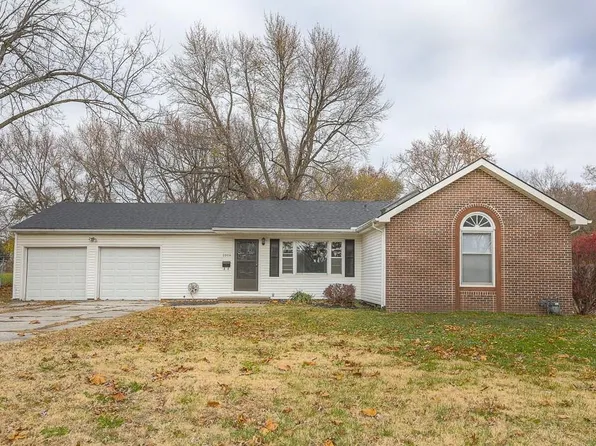 7904 E 87th St, Raytown, MO 64138