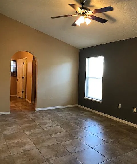 4128 Stonefield Dr — Photo 10