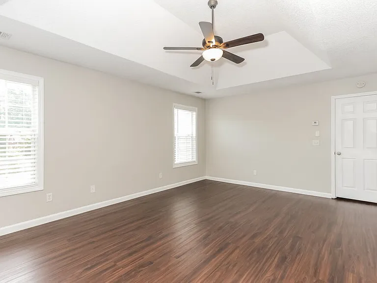 5000 Dockside Dr — Photo 10