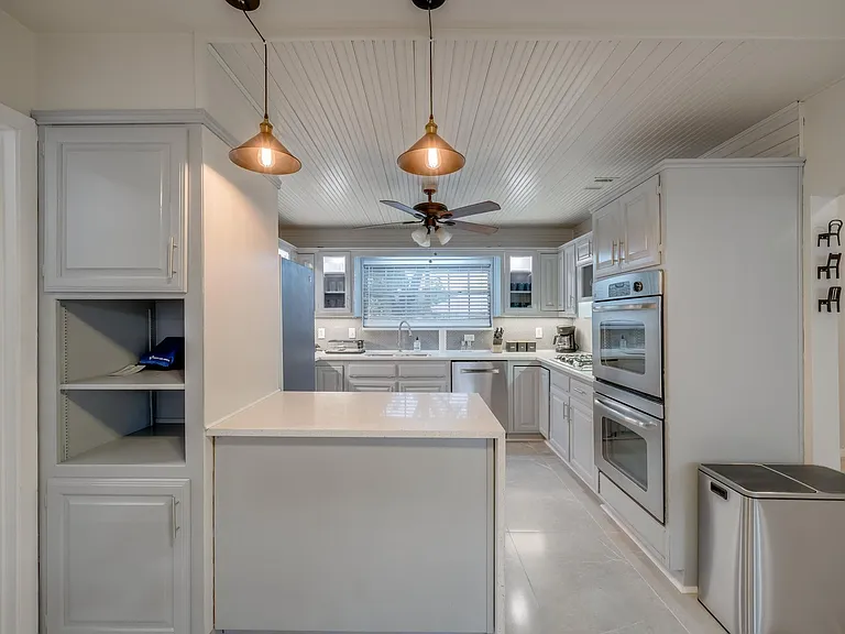 3614 Parader Ct — Photo 32
