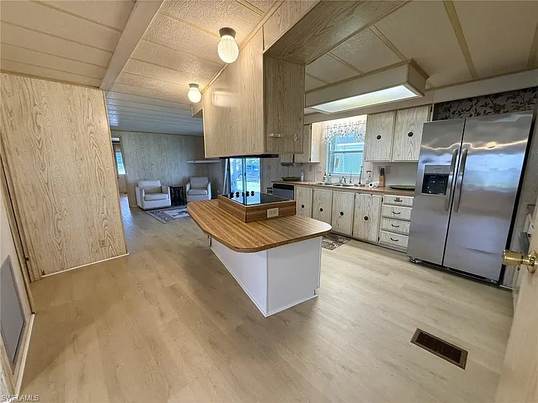 41 Lake Diane Dr — Photo 3
