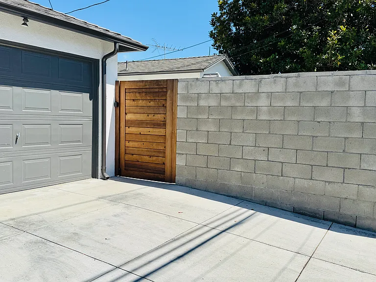 2279 N Granada Ave — Photo 16