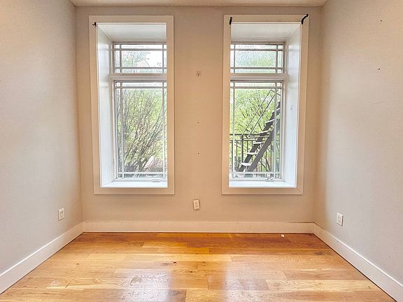 4th image of 717 Dekalb Ave APT 2F