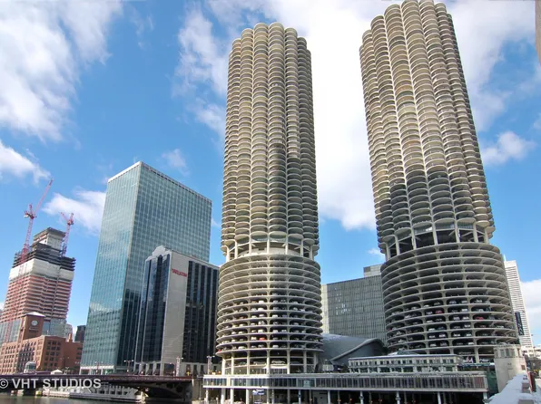 300 N State St APT 2810, Chicago, IL 60654